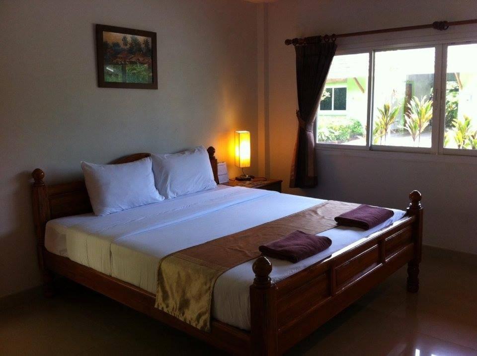 Had Lamae Resort Ban Pak Nam Lamae Bagian luar foto