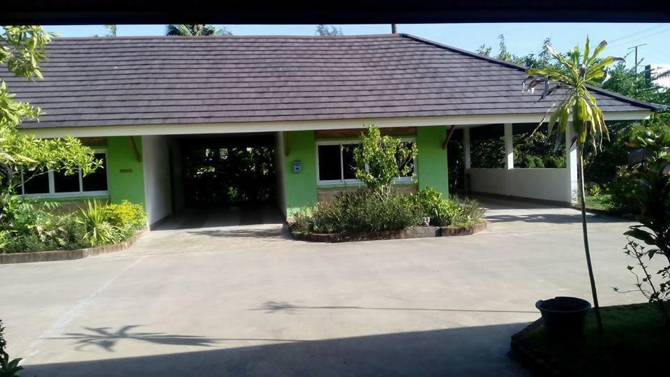 Had Lamae Resort Ban Pak Nam Lamae Bagian luar foto