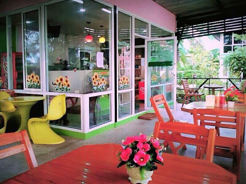 Had Lamae Resort Ban Pak Nam Lamae Bagian luar foto